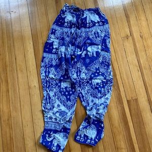 Lightweight, comfy elephant pants